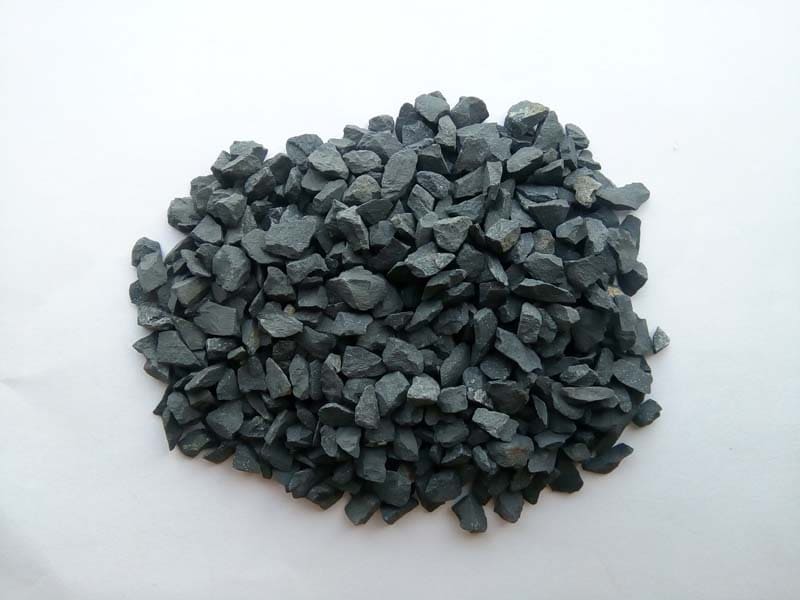 black-color-natural-stone-crushed-dry-chips