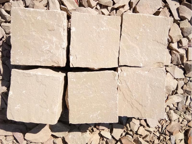 beige-color-sandstone-cobbles-hand-cut-tumbled-stone-labour-work-quality-material-patio-pack-installation