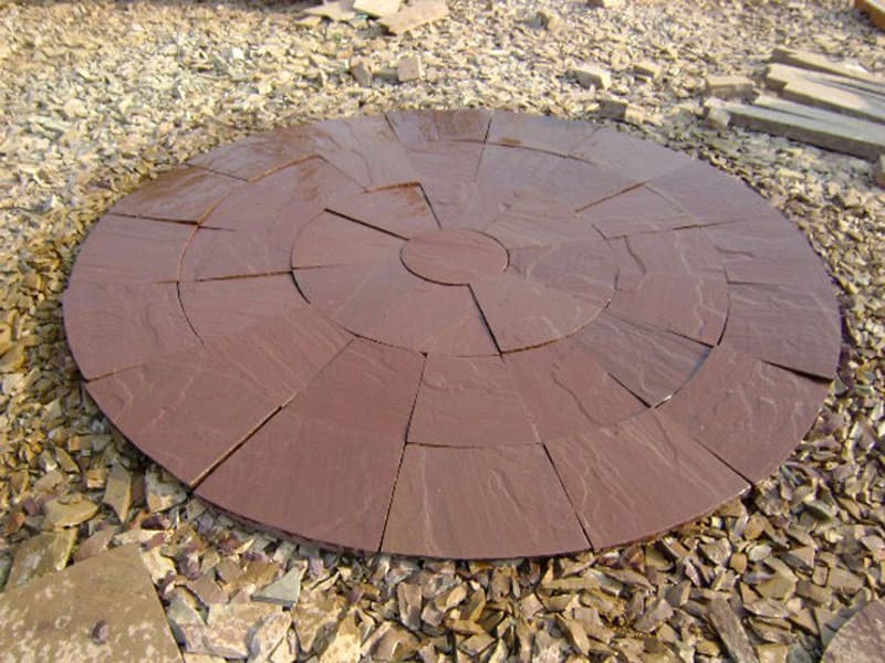 mandana-chocolate-sandstone-paving-circle