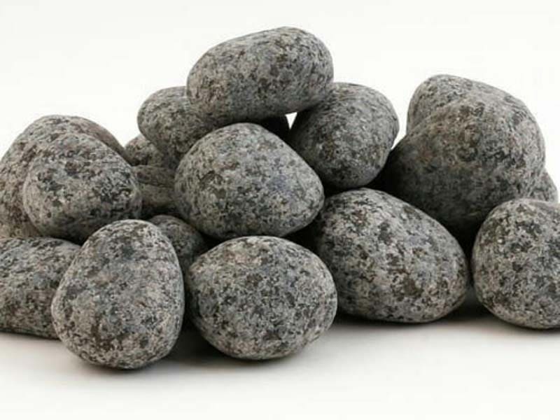 black-granite-tumbled-indian-pebbles-india-stones-export-company-trader-stockest-exporter