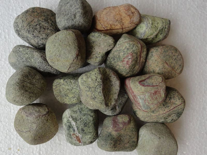 forest-green-dry-look-marble-tumbled-indian-pebble-natural-decorative-garden-stones