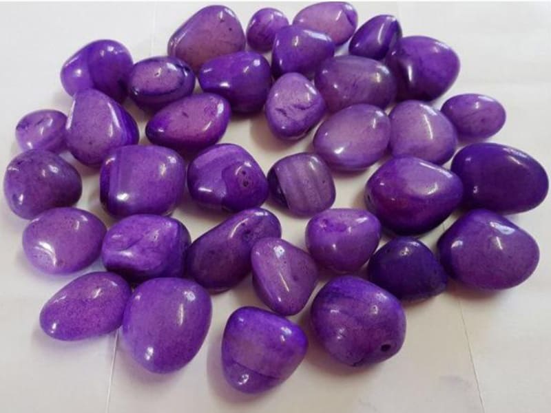 purple-onyx-marble-tumbled-rock-pebbles-polished-finish-round-stones-manufacturer-supplier-exporter