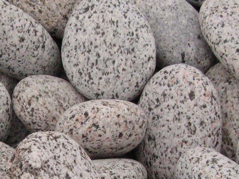 white-granite-tumbled-stone-pebbles-international-supplier-wholesaler-trader-manufacturer
