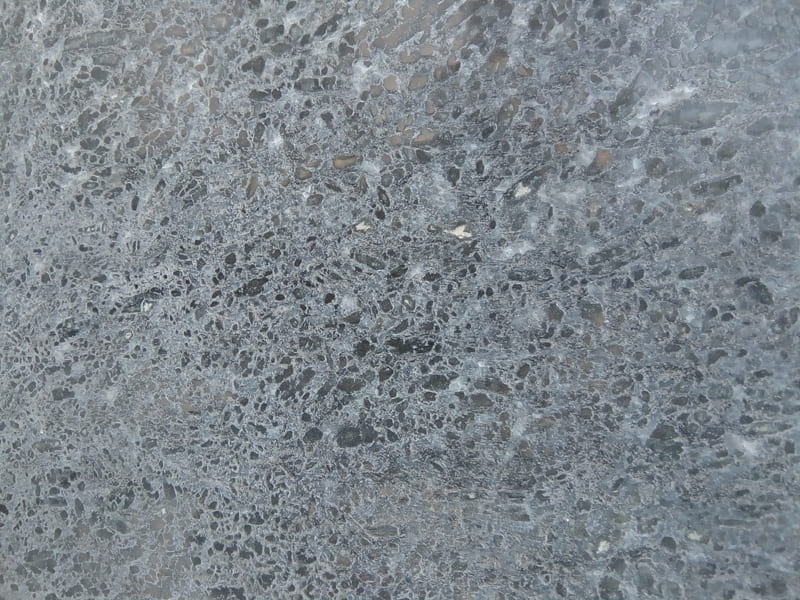 black-look-soap-soft-rock-quarried-stone-brushed-leather-finish-kitchen-countertops-applications