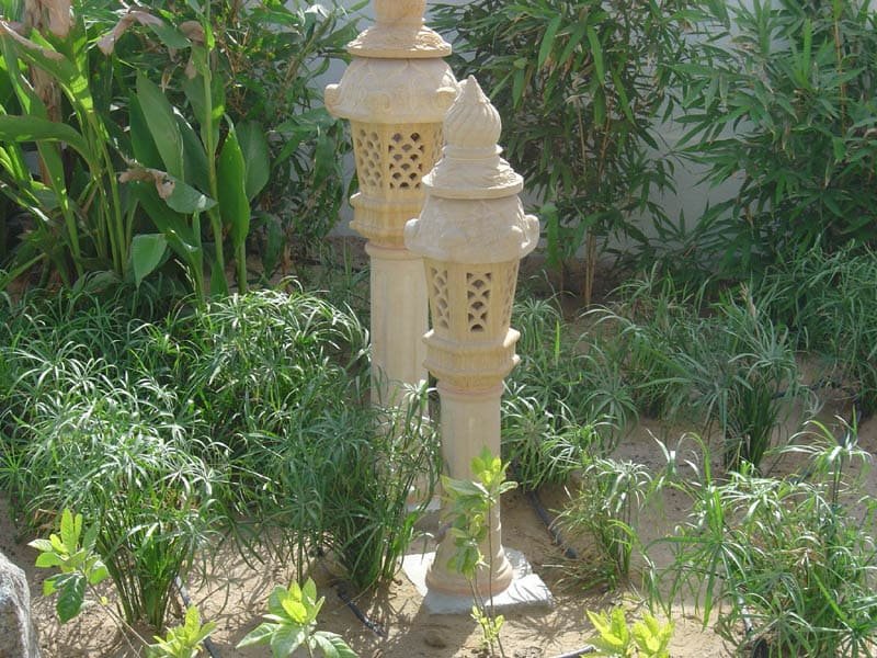 jaisalmer-yellow-sandstone-garden-lamp-articles