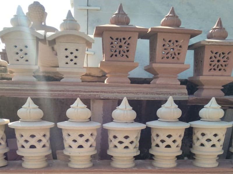 sandstone-garden-lamp-carving-articles