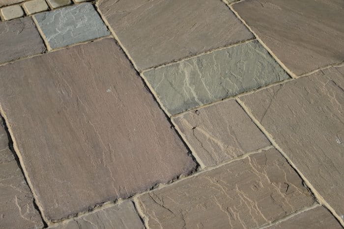 multi-brown-sandstone-garden-paving-setts-hand-tumbled-stones