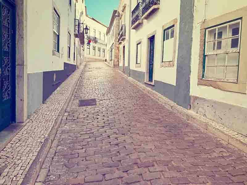 jodhpur-brown-sandstone-roadway-pavement-cobble-stones-quarry-stock-uses-in-garden-landscaping-pathways-outdoor-home-decor