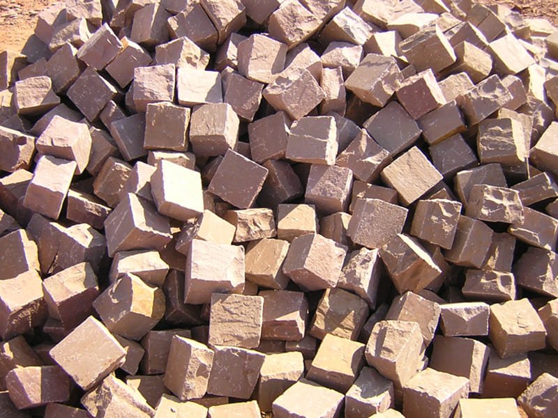 modak-sandstone/modak-natural-finish-handcut-sandstone-cobbles-paving-stones-out-door-home-decorative-landscaping-raw-mine-material