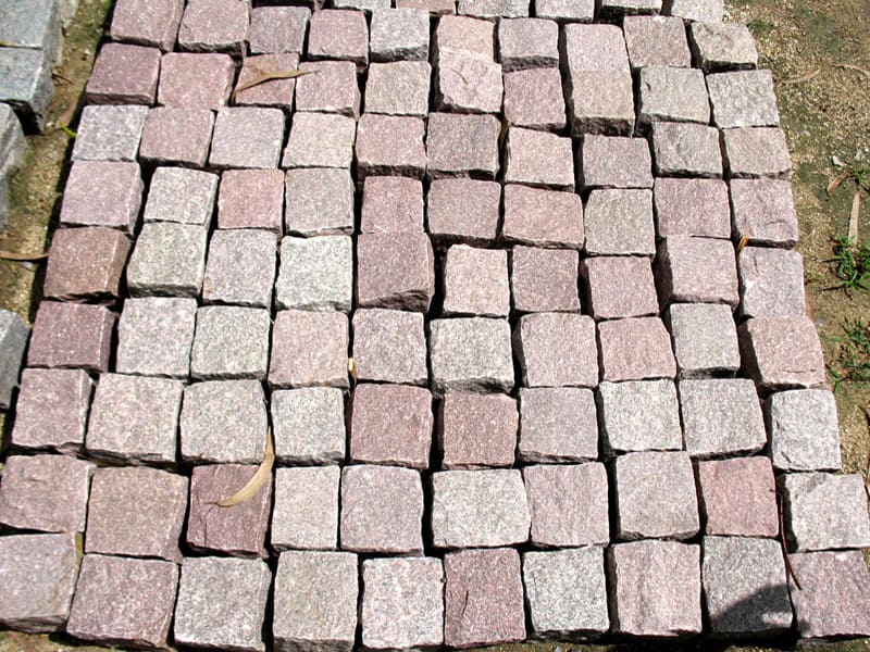 pink-colour-handcut-natural-granite-cobble-stones-exterior-sidewalk-pathway-driveway-pavement-masonry-construction-material