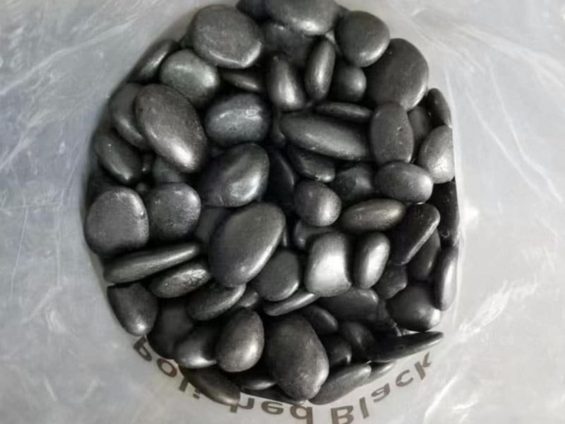 absolute-black-polished-agate-pebbles-supplier-exporter-manufacturer-vase-filler-decorative-stones